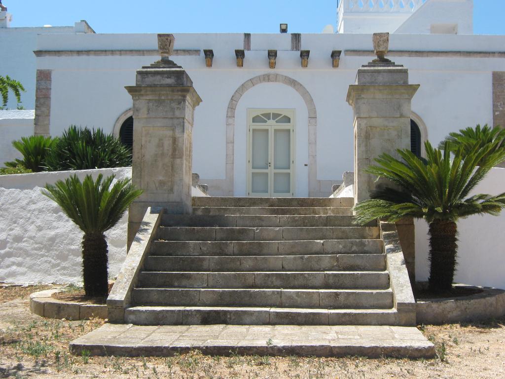 Masseria Rienzo Остуни Экстерьер фото