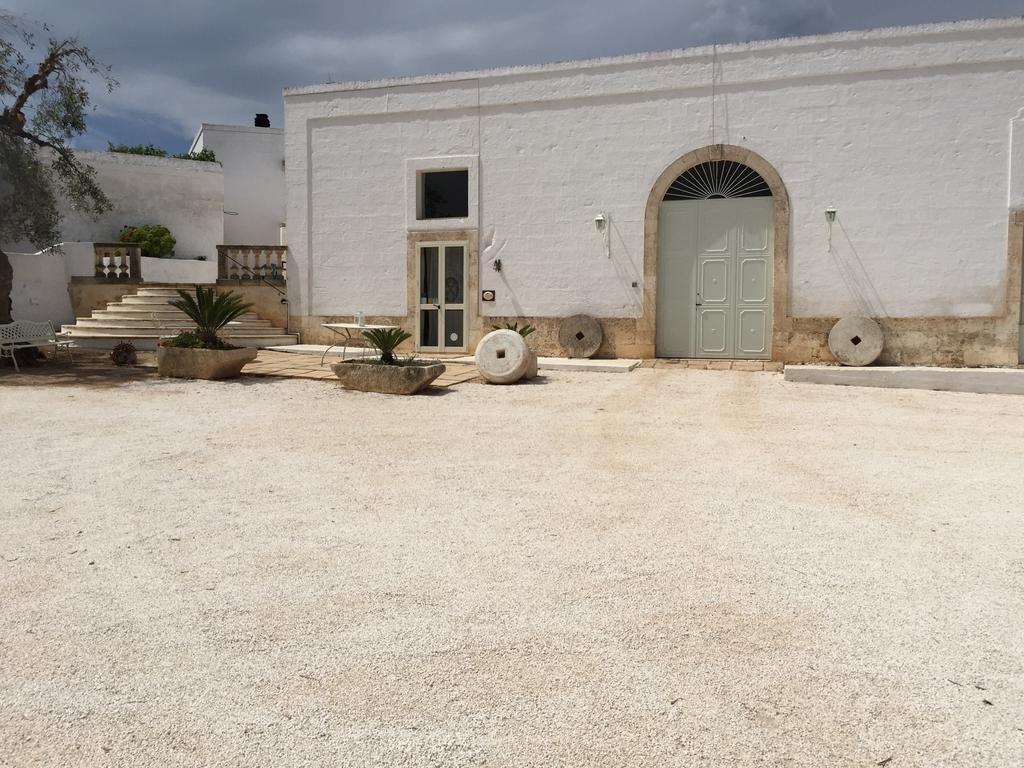 Masseria Rienzo Остуни Экстерьер фото