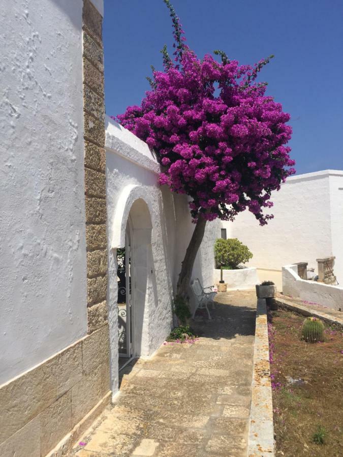 Masseria Rienzo Остуни Экстерьер фото